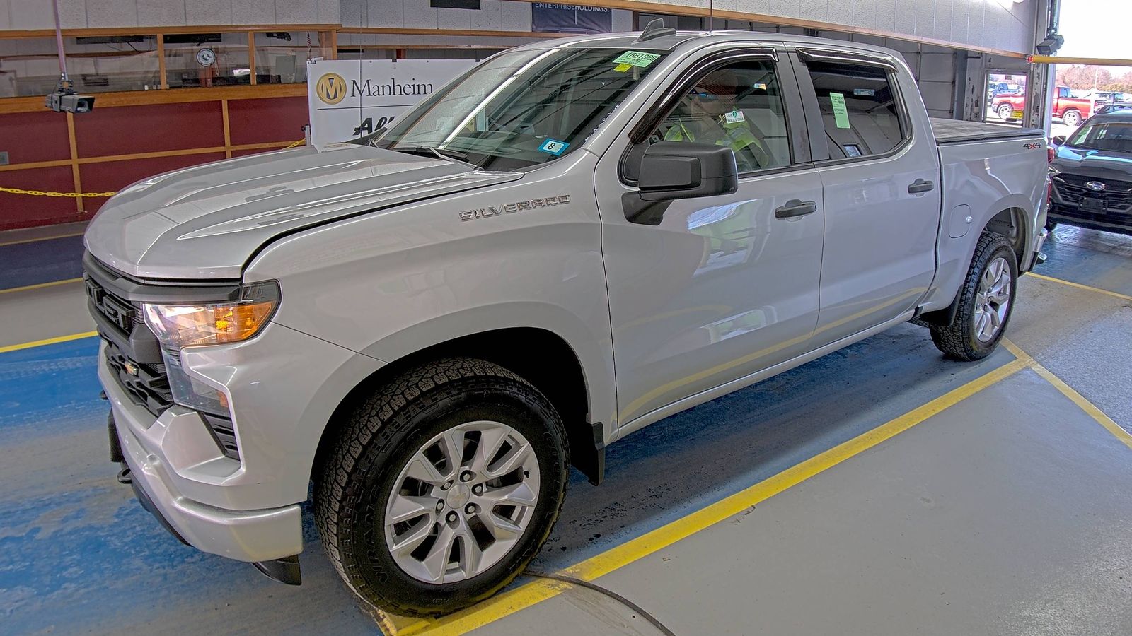 2022 Chevrolet Silverado 1500 Custom AWD