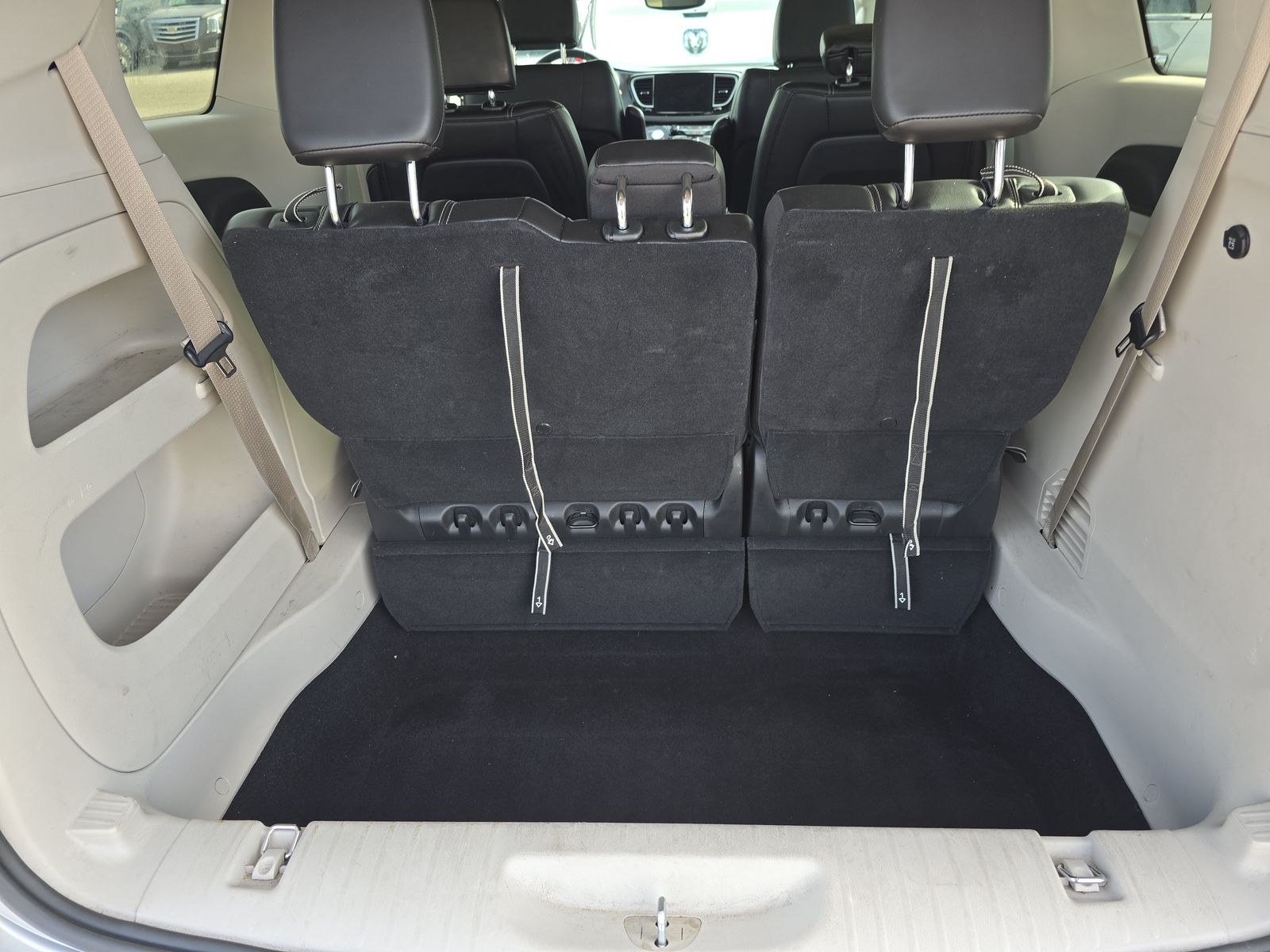 2024 Chrysler Pacifica Touring L FWD