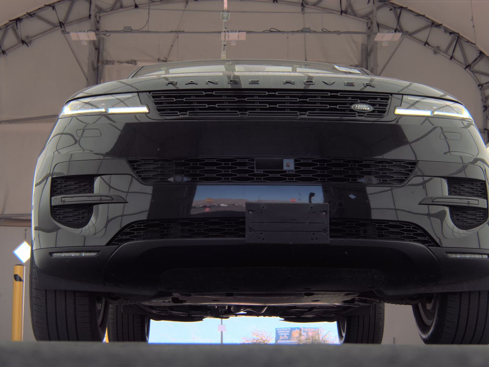 2025 Land Rover Range Rover Sport SE AWD