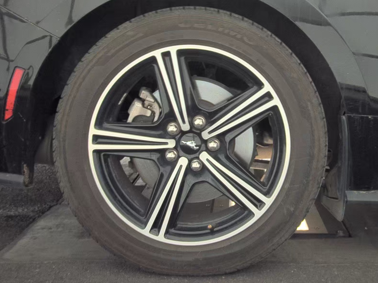 2024 Ford Mustang EcoBoost Premium RWD