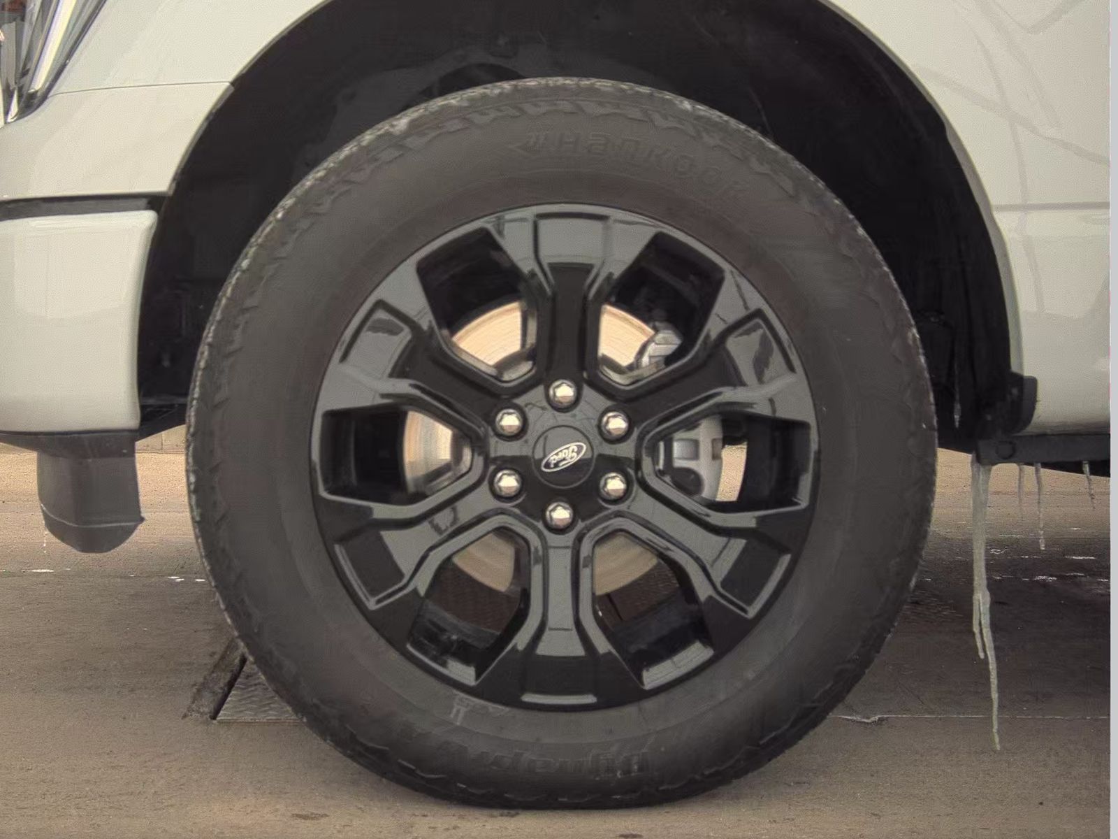 2023 Ford F-150 Lariat AWD