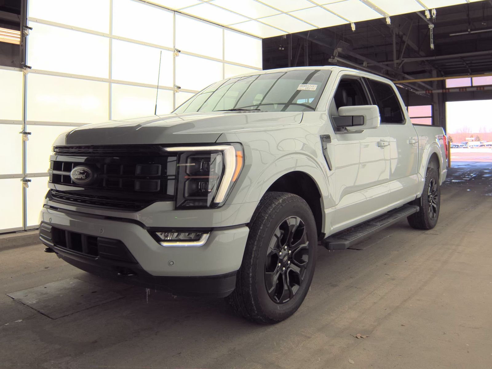 2023 Ford F-150 Lariat AWD