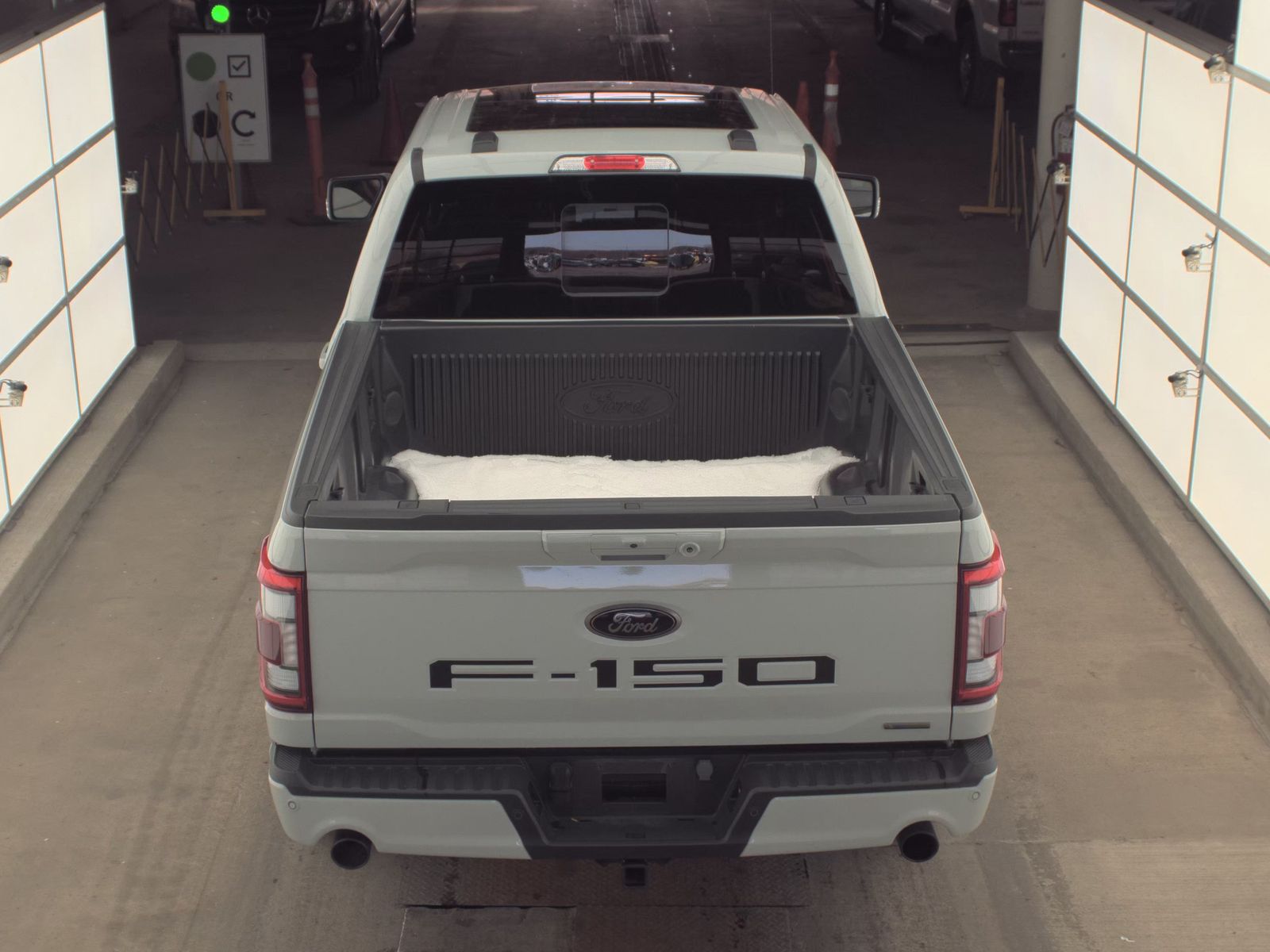 2023 Ford F-150 Lariat AWD