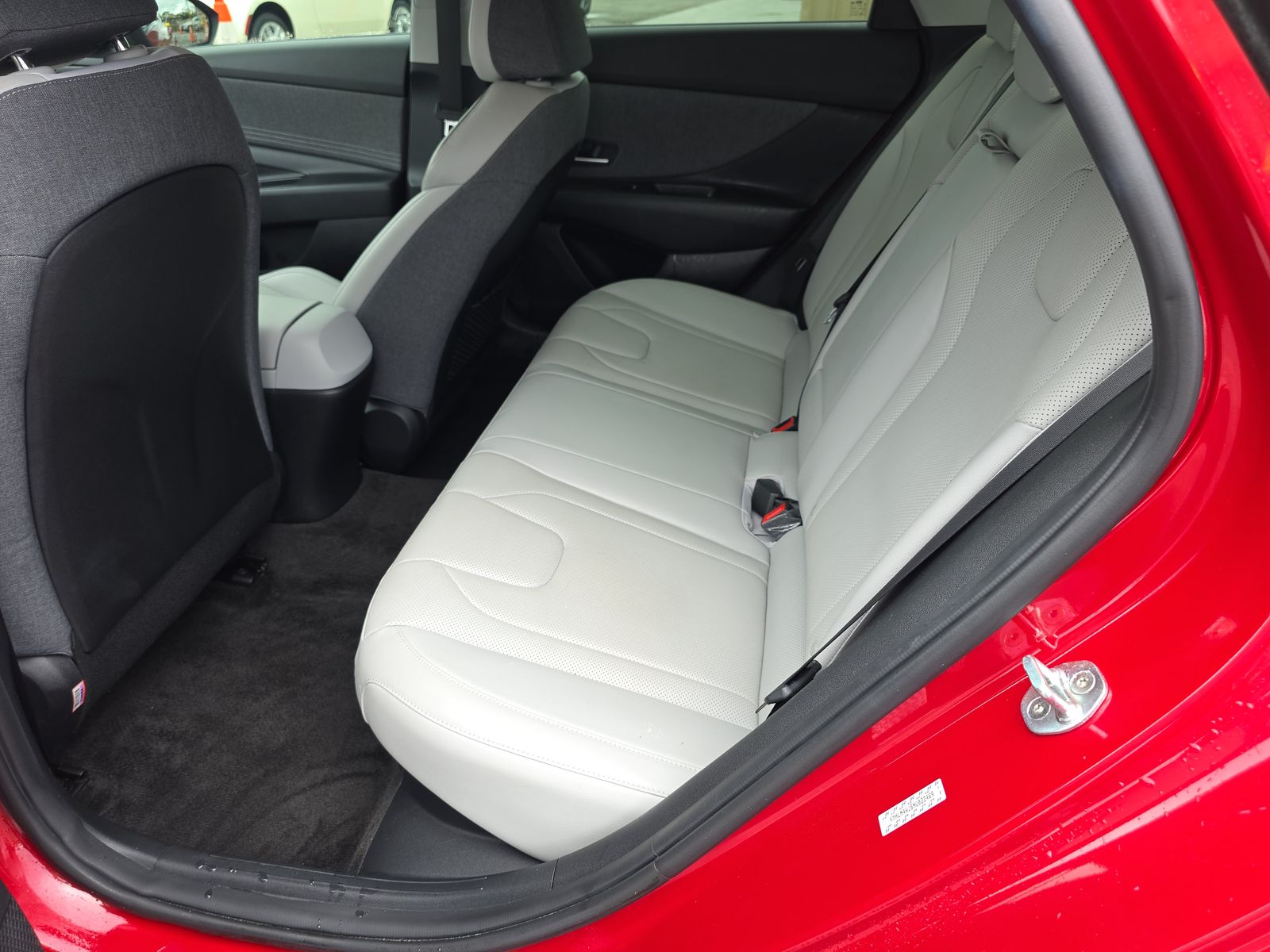 2022 Hyundai Elantra Hybrid Limited FWD