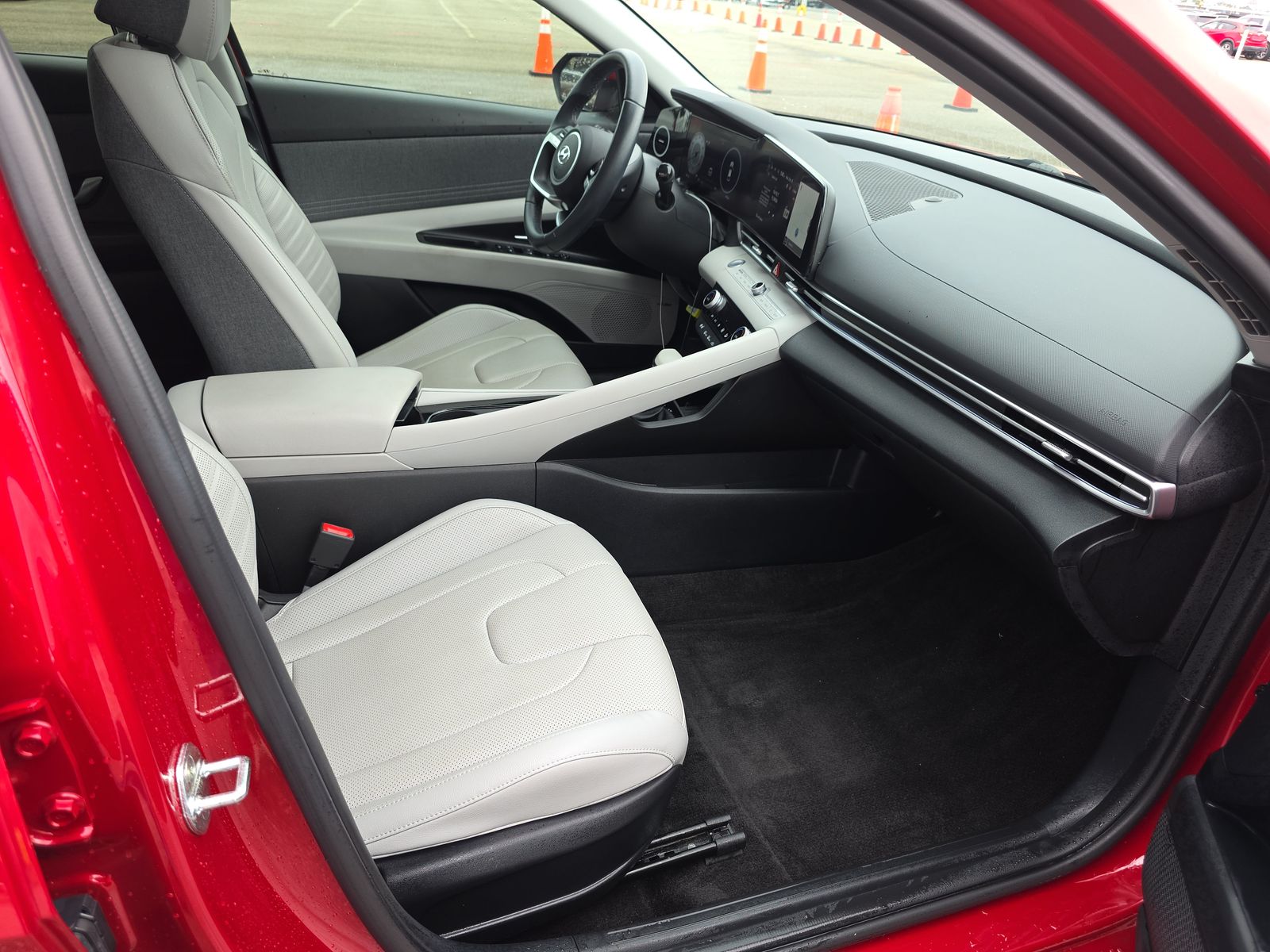 2022 Hyundai Elantra Hybrid Limited FWD