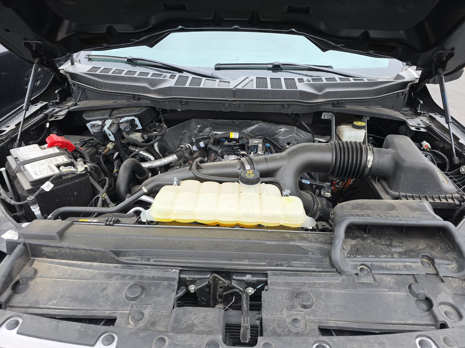 2023 Ford F-150 Lariat AWD