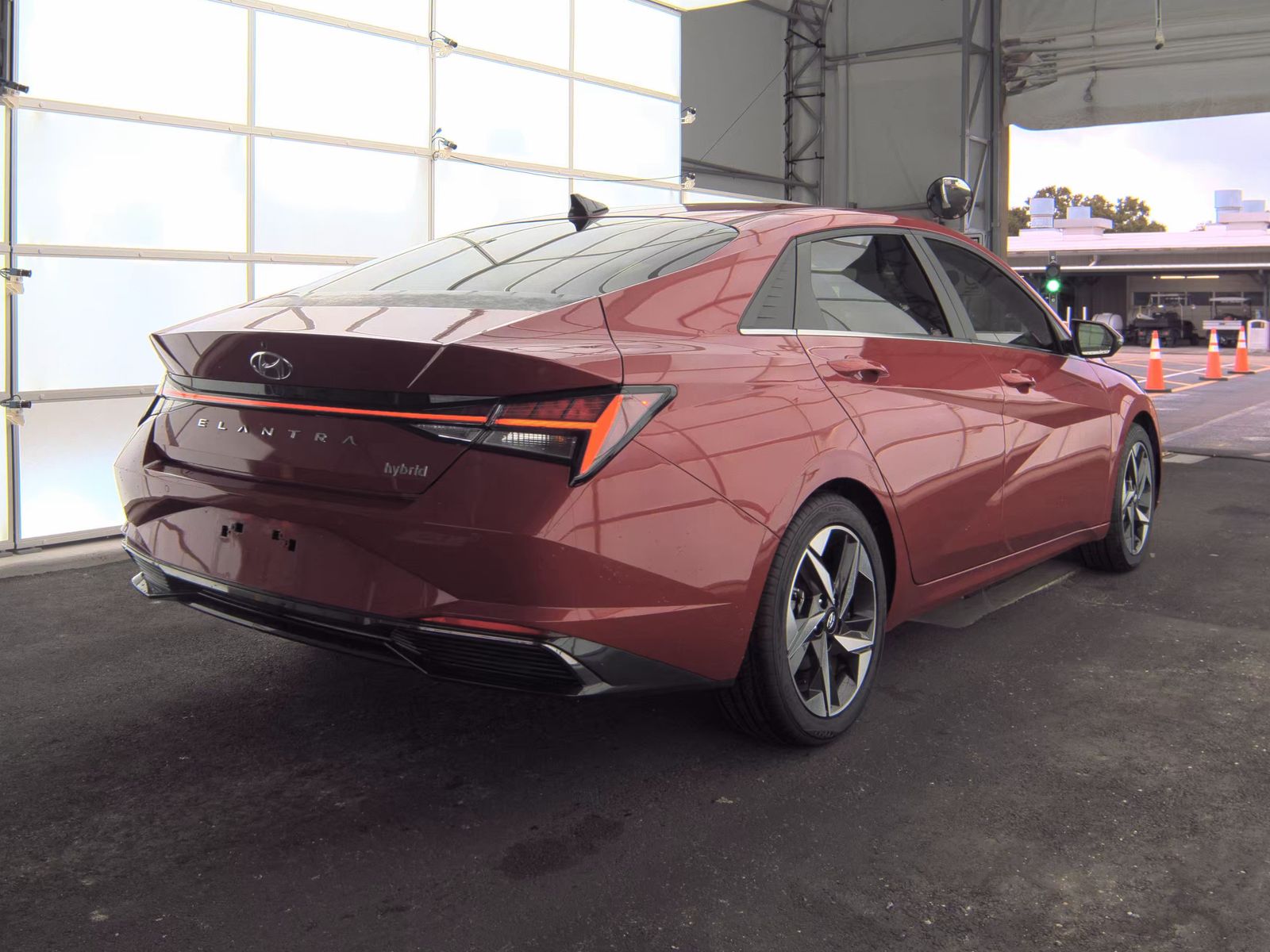 2022 Hyundai Elantra Hybrid Limited FWD