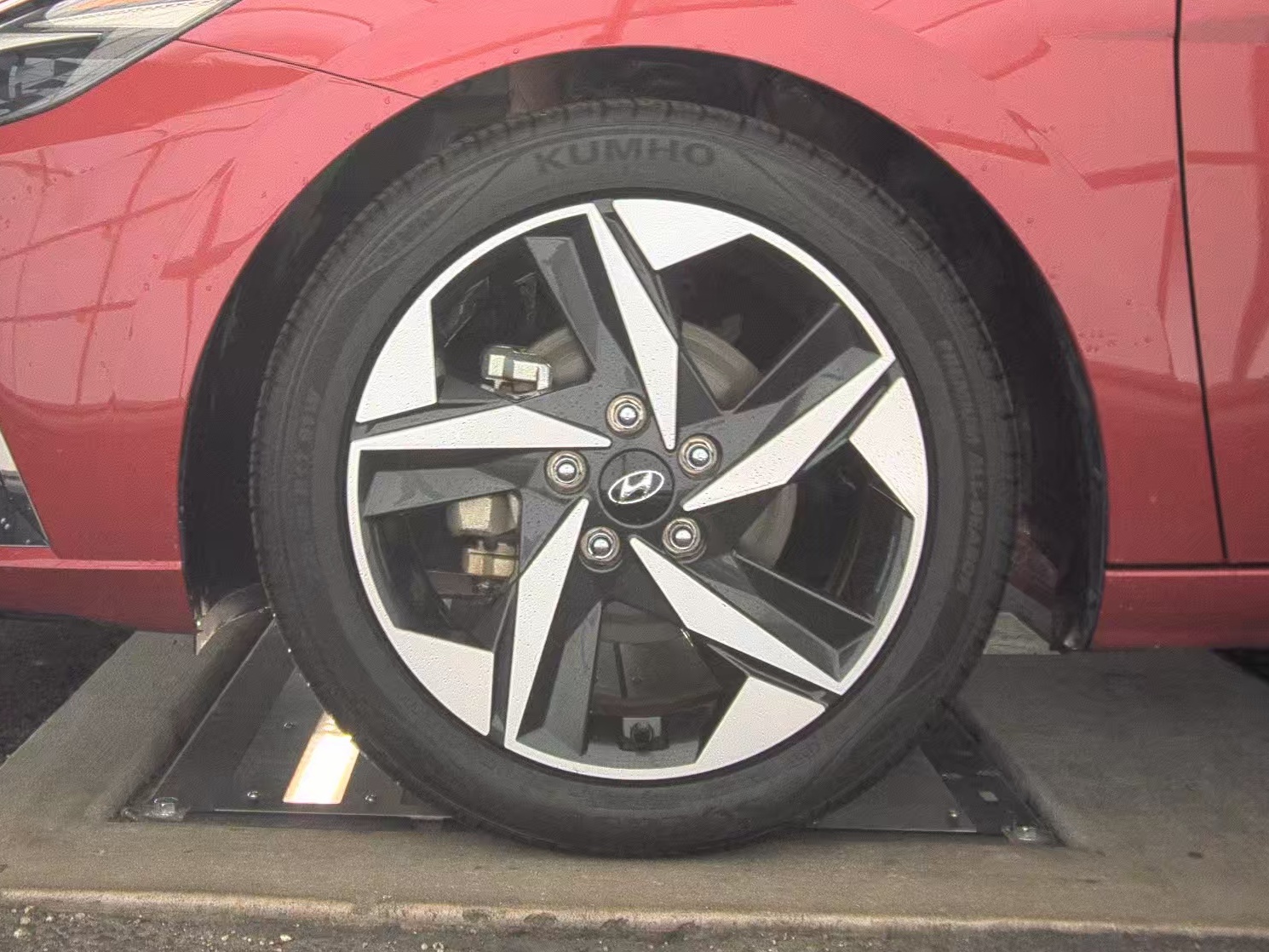 2022 Hyundai Elantra Hybrid Limited FWD