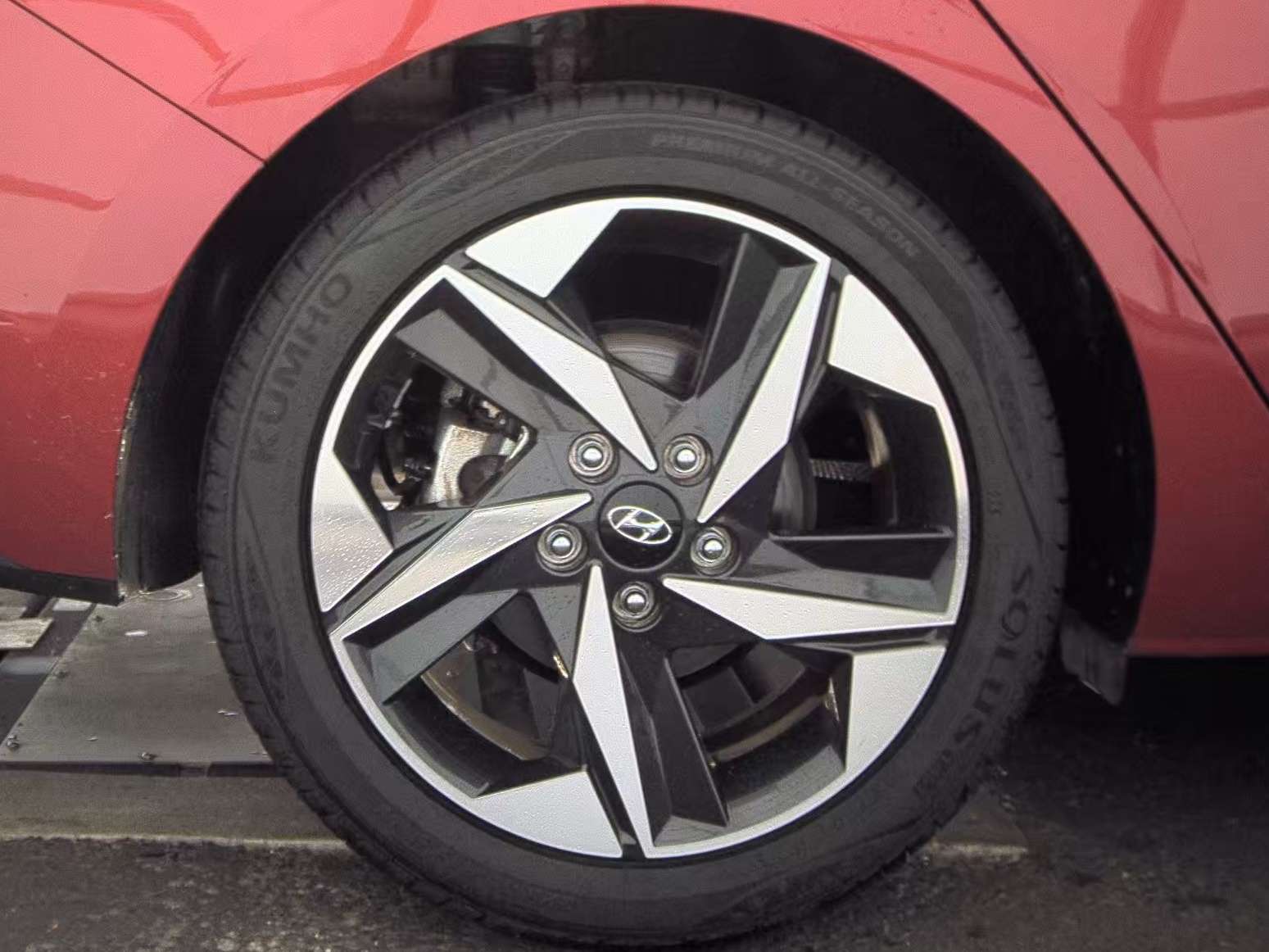 2022 Hyundai Elantra Hybrid Limited FWD