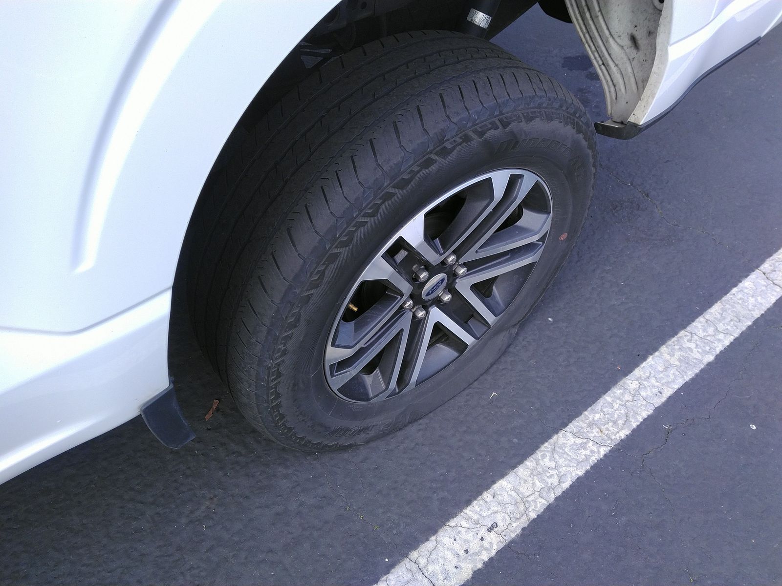 2023 Ford F-150 XL AWD