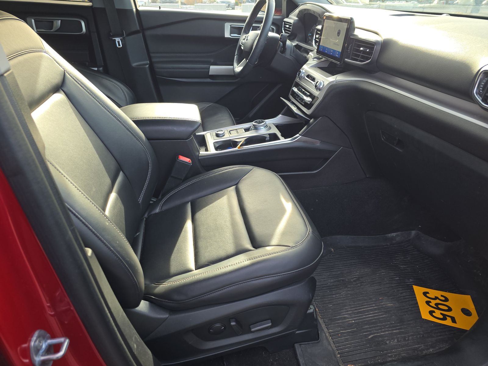 2023 Ford Explorer XLT AWD