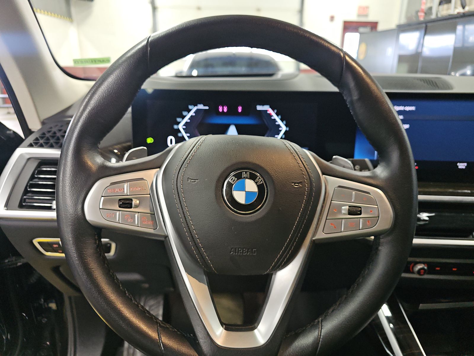 2023 BMW X7 xDrive40i AWD