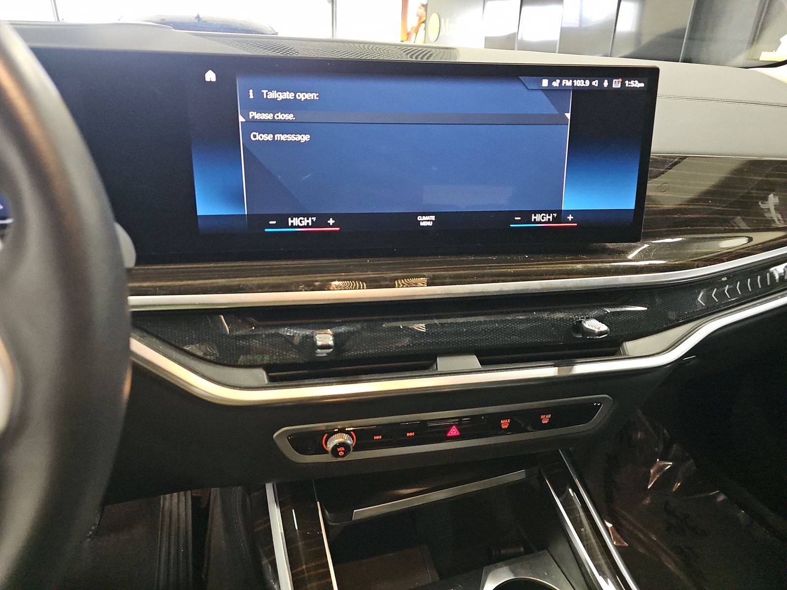 2023 BMW X7 xDrive40i AWD