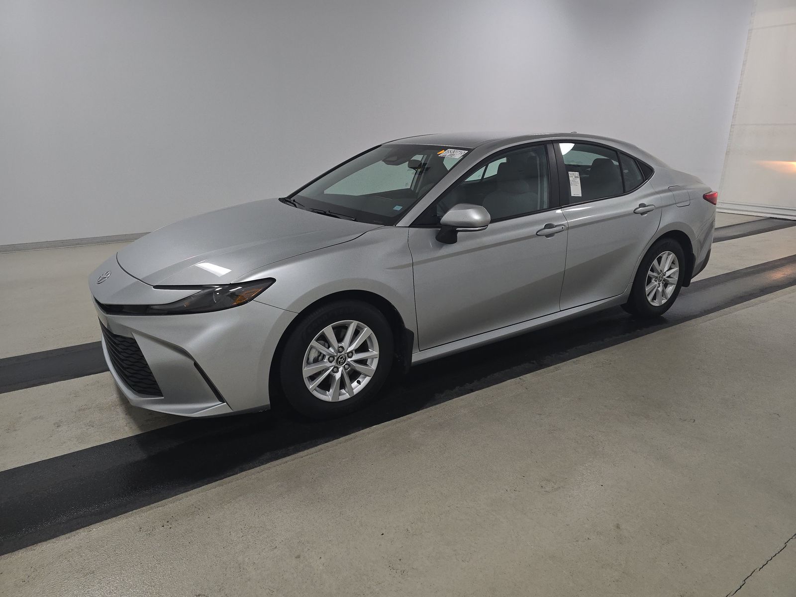 2025 Toyota Camry LE FWD