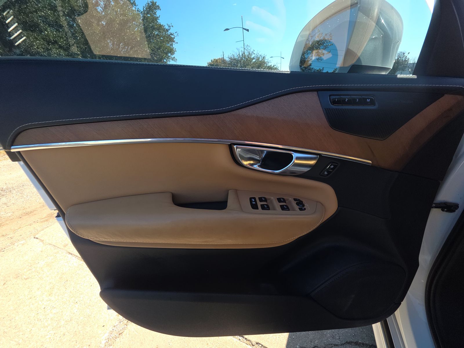 2020 Volvo XC90 Plug-In Hybrid T8 Inscription AWD