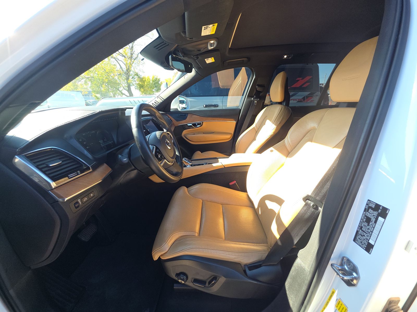 2020 Volvo XC90 Plug-In Hybrid T8 Inscription AWD