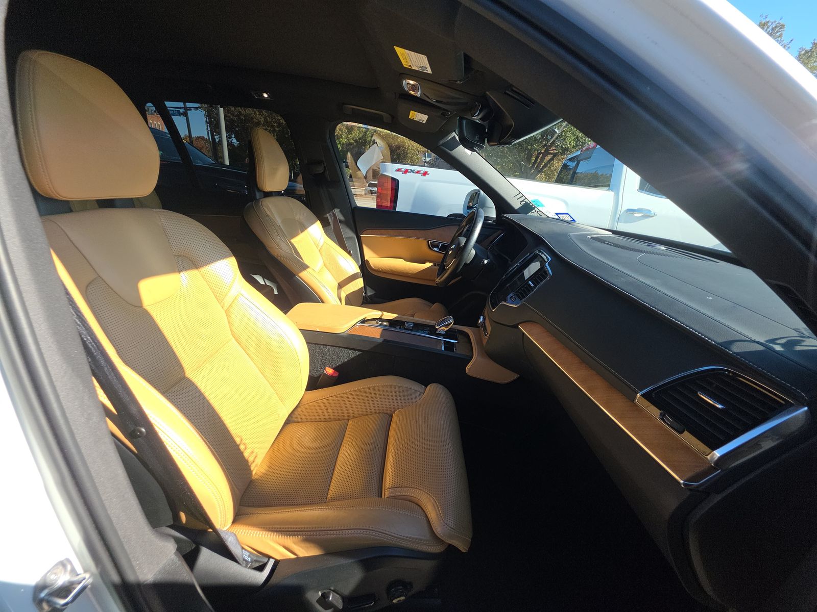 2020 Volvo XC90 Plug-In Hybrid T8 Inscription AWD