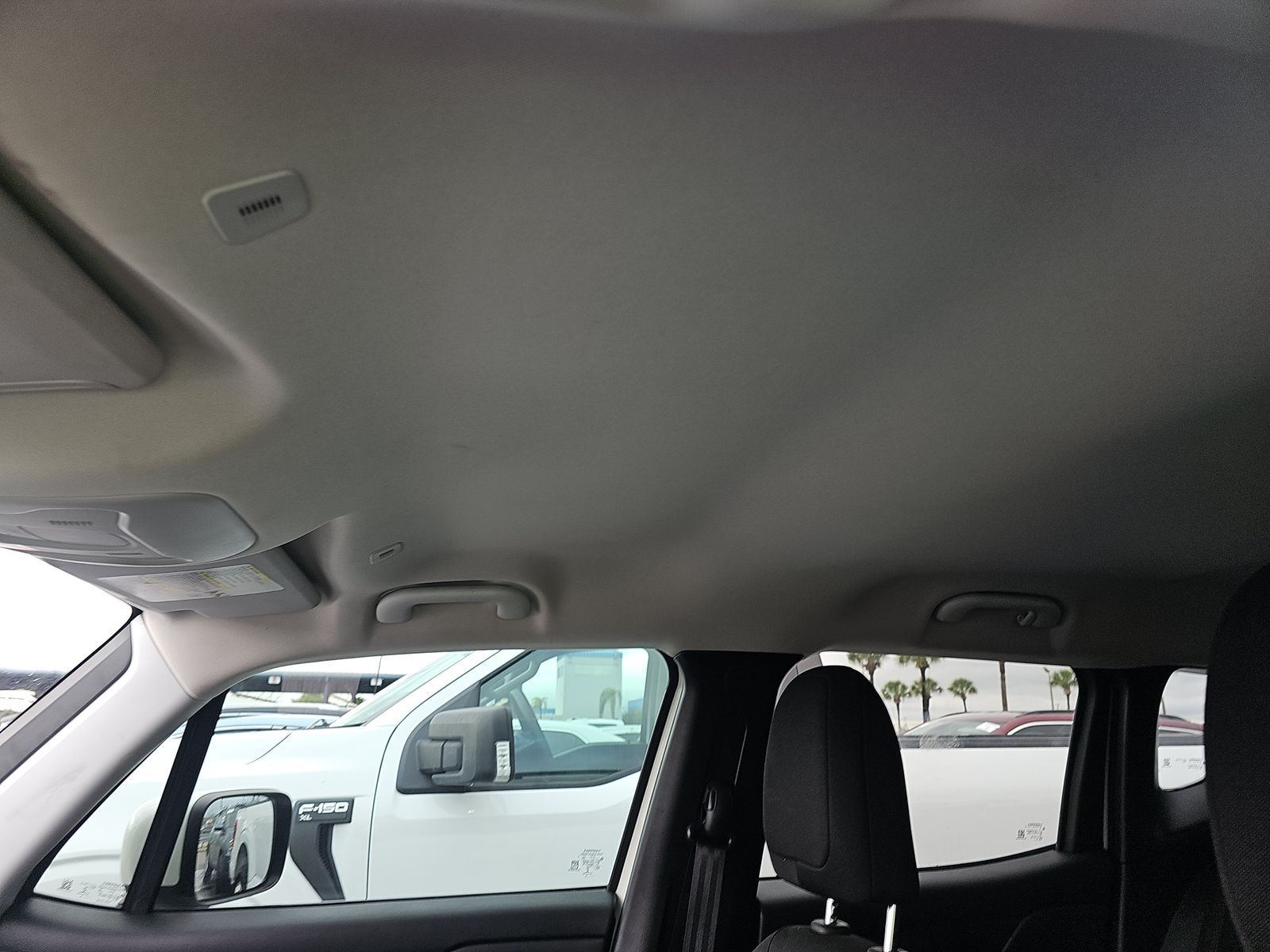 2019 Jeep Renegade Latitude Altitude Edition FWD