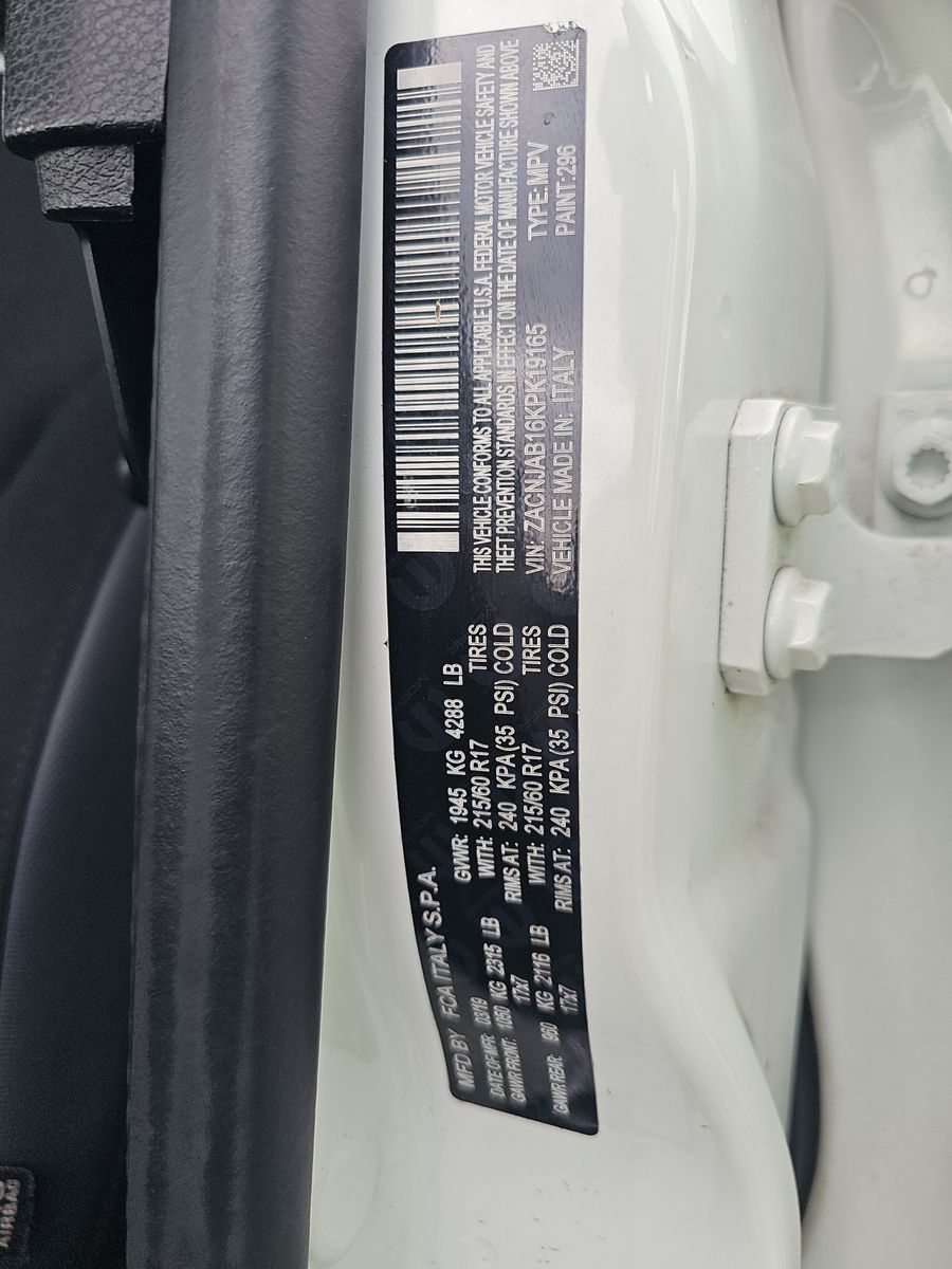 2019 Jeep Renegade Latitude Altitude Edition FWD