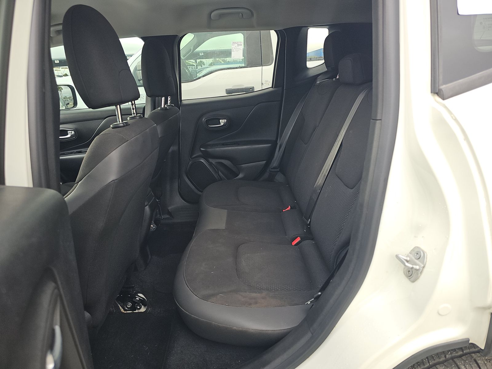 2019 Jeep Renegade Latitude Altitude Edition FWD