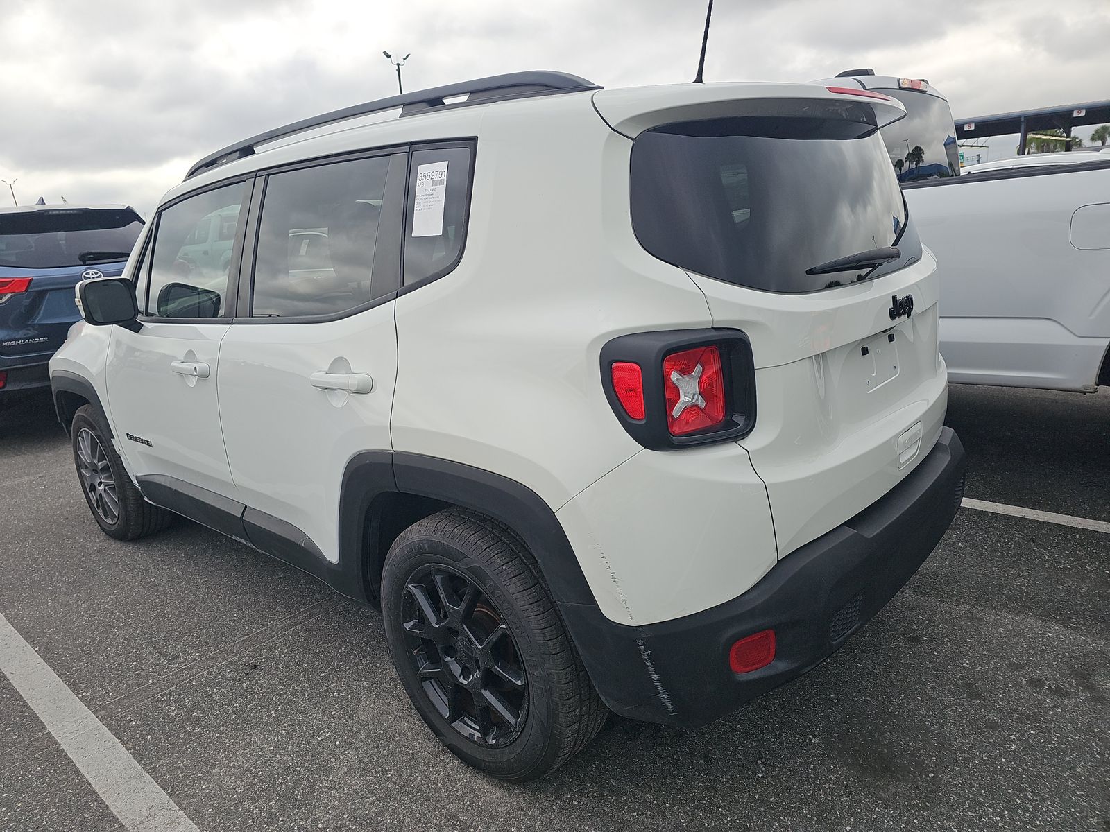 2019 Jeep Renegade Latitude Altitude Edition FWD