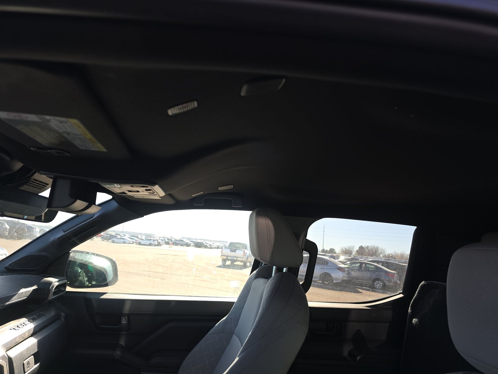 2025 Toyota Tacoma SR5 AWD