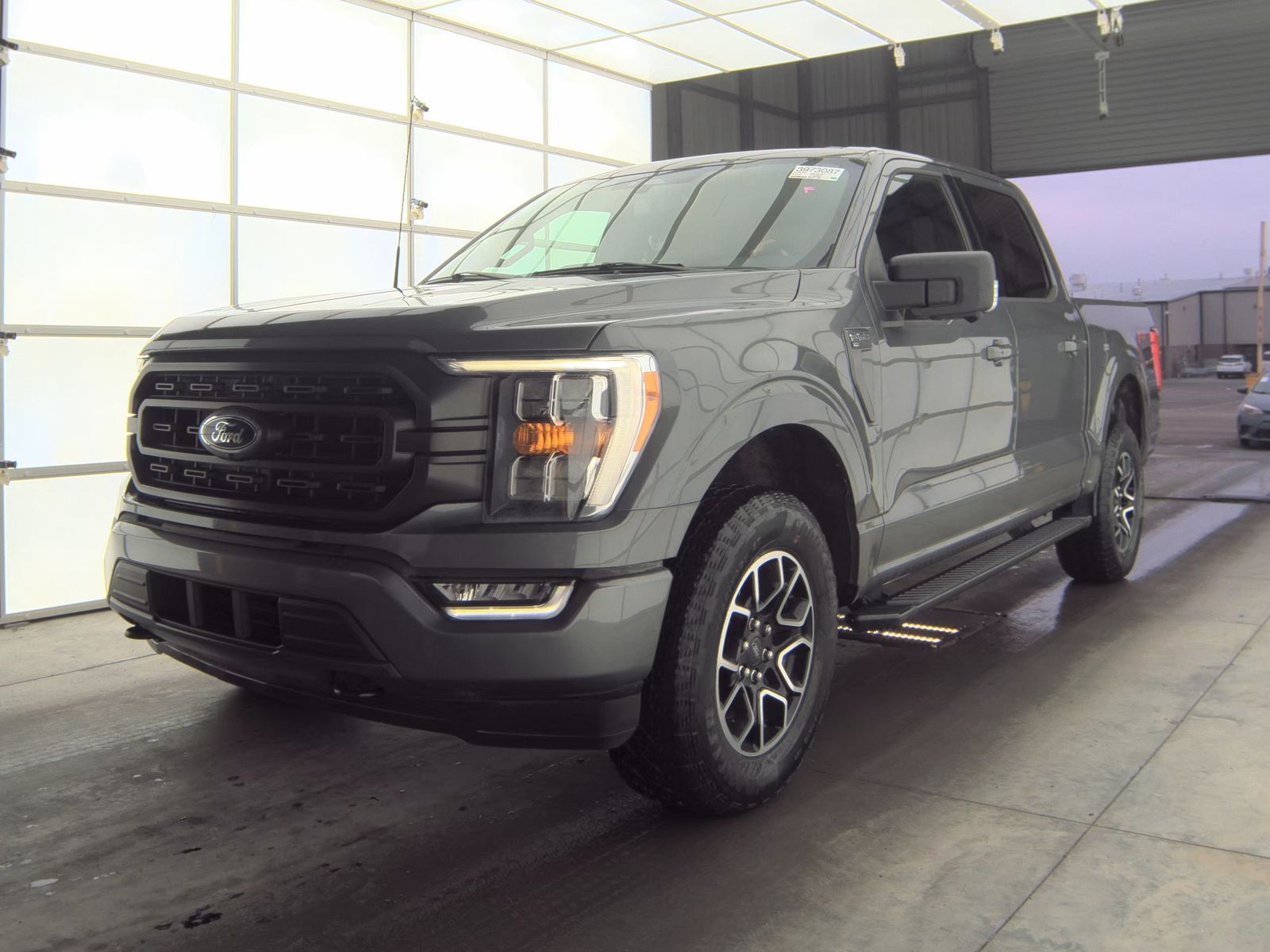 2023 Ford F-150 XLT AWD