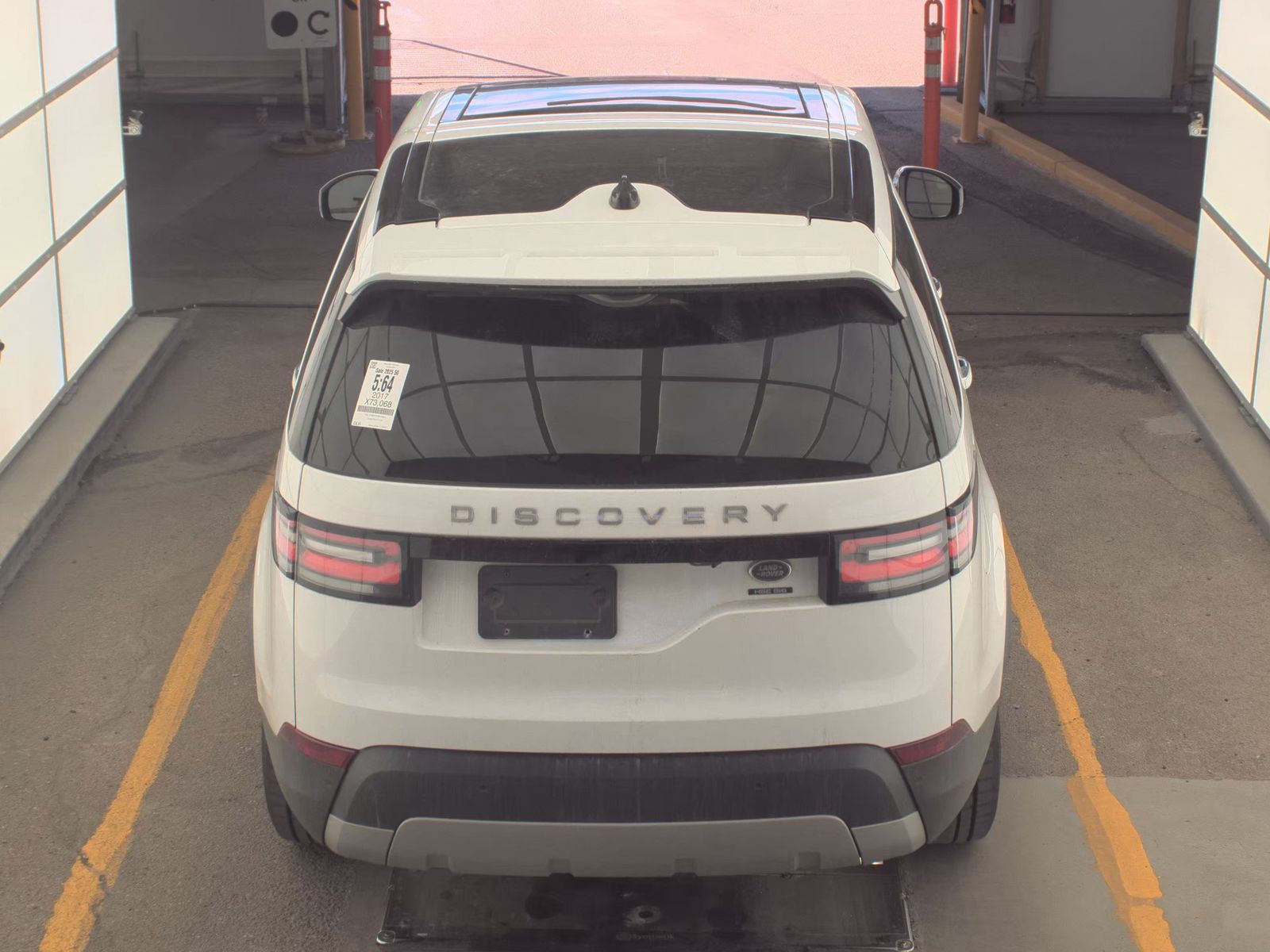 2017 Land Rover Discovery HSE Luxury AWD