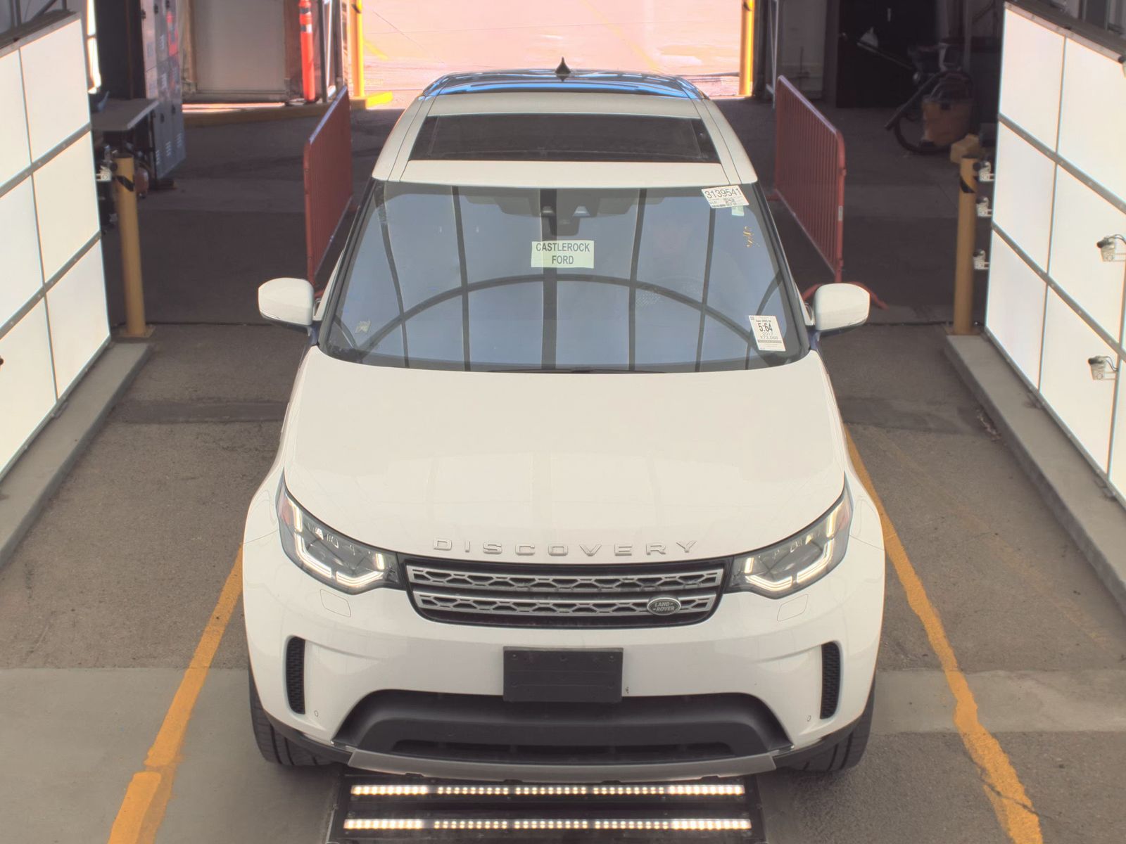 2017 Land Rover Discovery HSE Luxury AWD