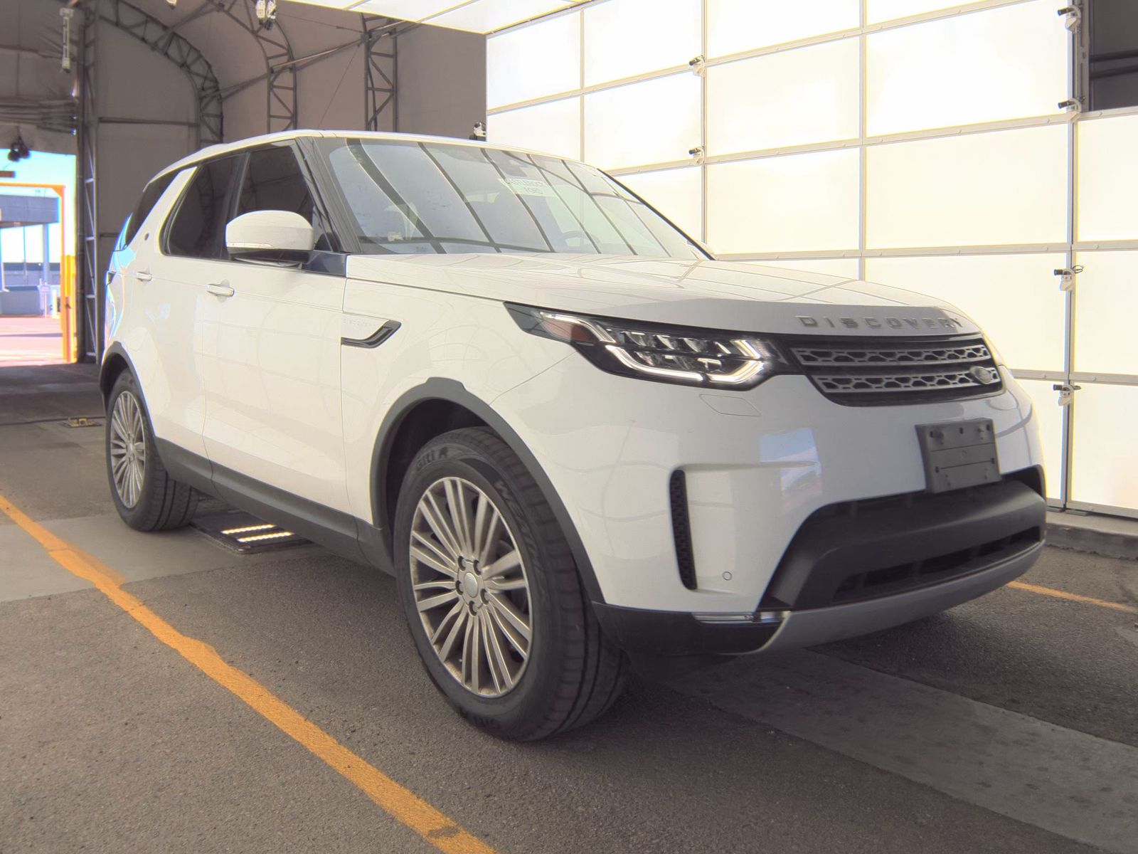 2017 Land Rover Discovery HSE Luxury AWD