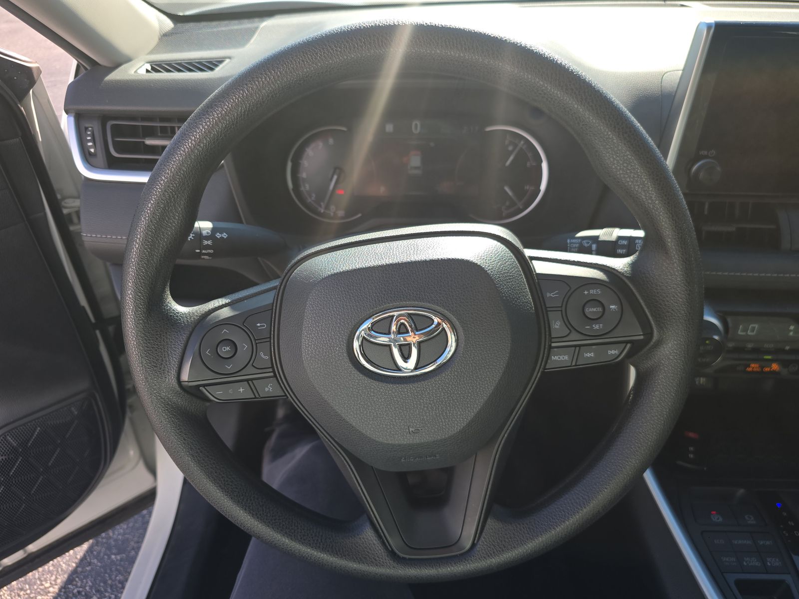 2024 Toyota RAV4 XLE AWD