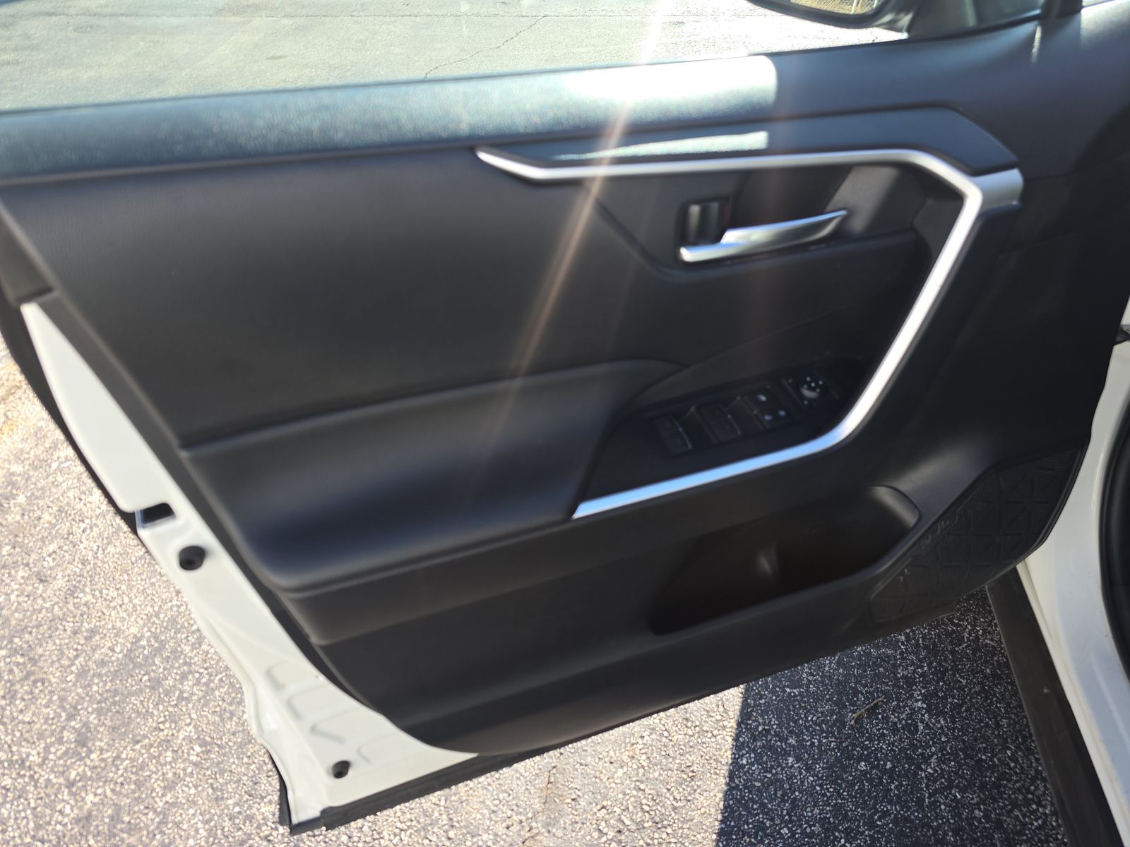 2024 Toyota RAV4 XLE AWD