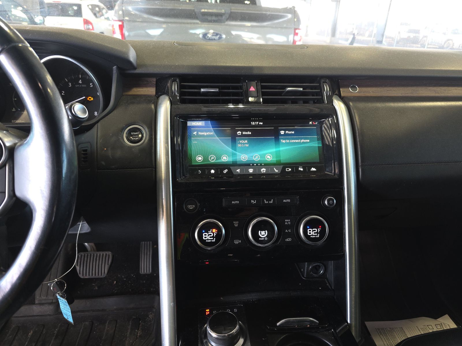 2017 Land Rover Discovery HSE Luxury AWD