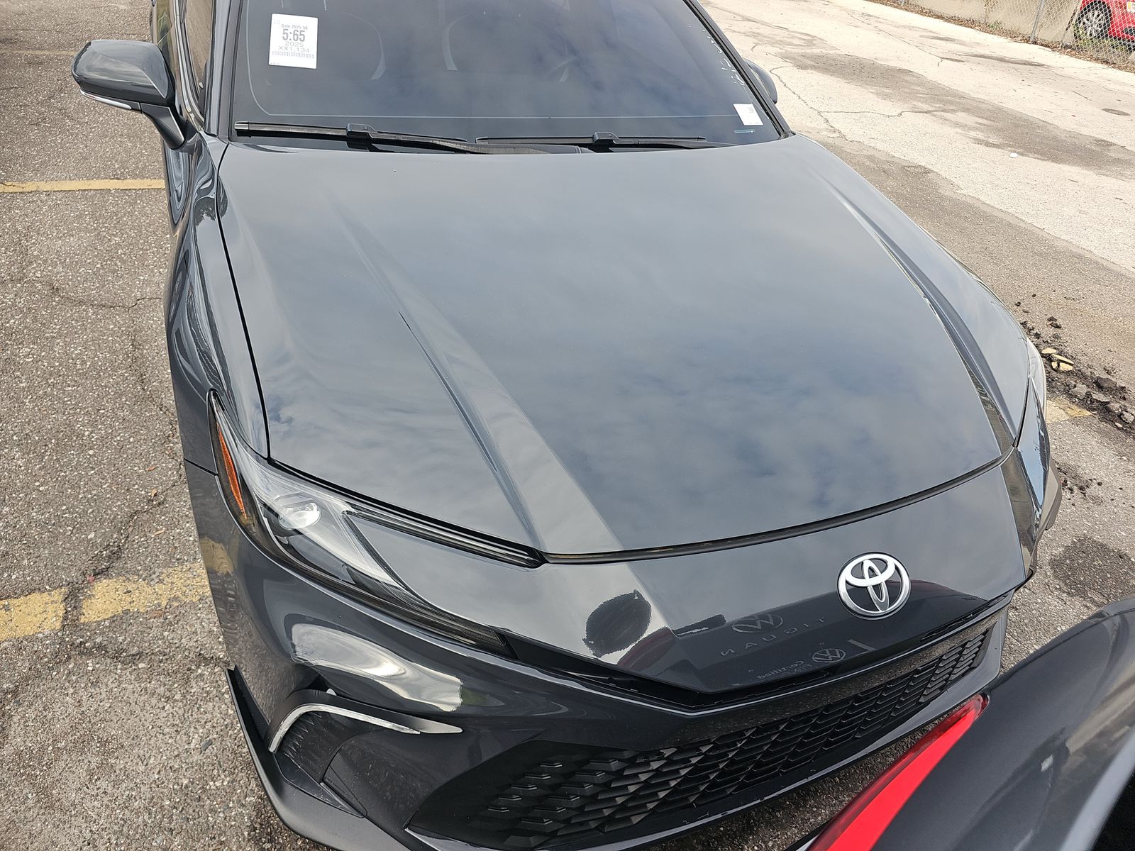 2025 Toyota Camry SE FWD