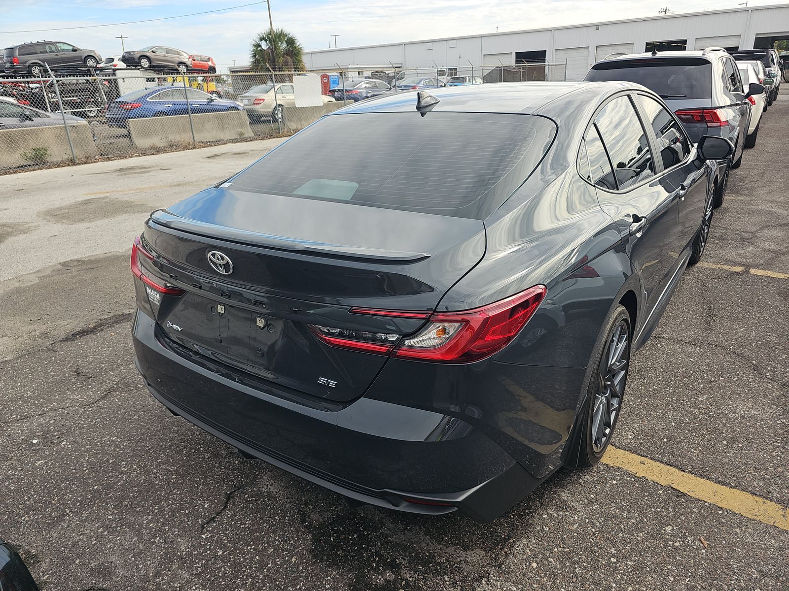 2025 Toyota Camry SE FWD