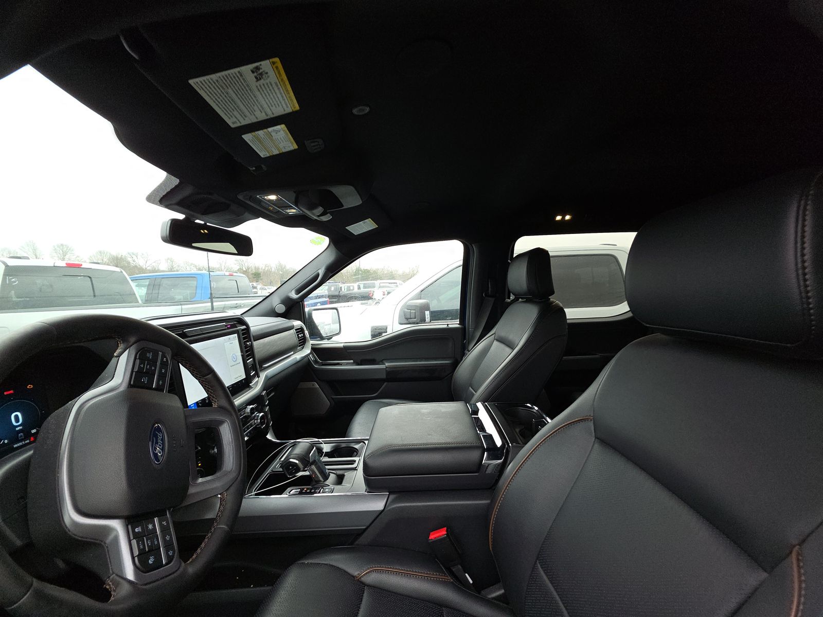 2025 Ford F-150 Lariat AWD