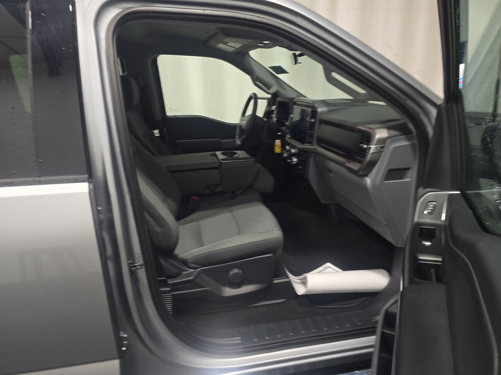 2025 Ford F-150 XLT AWD