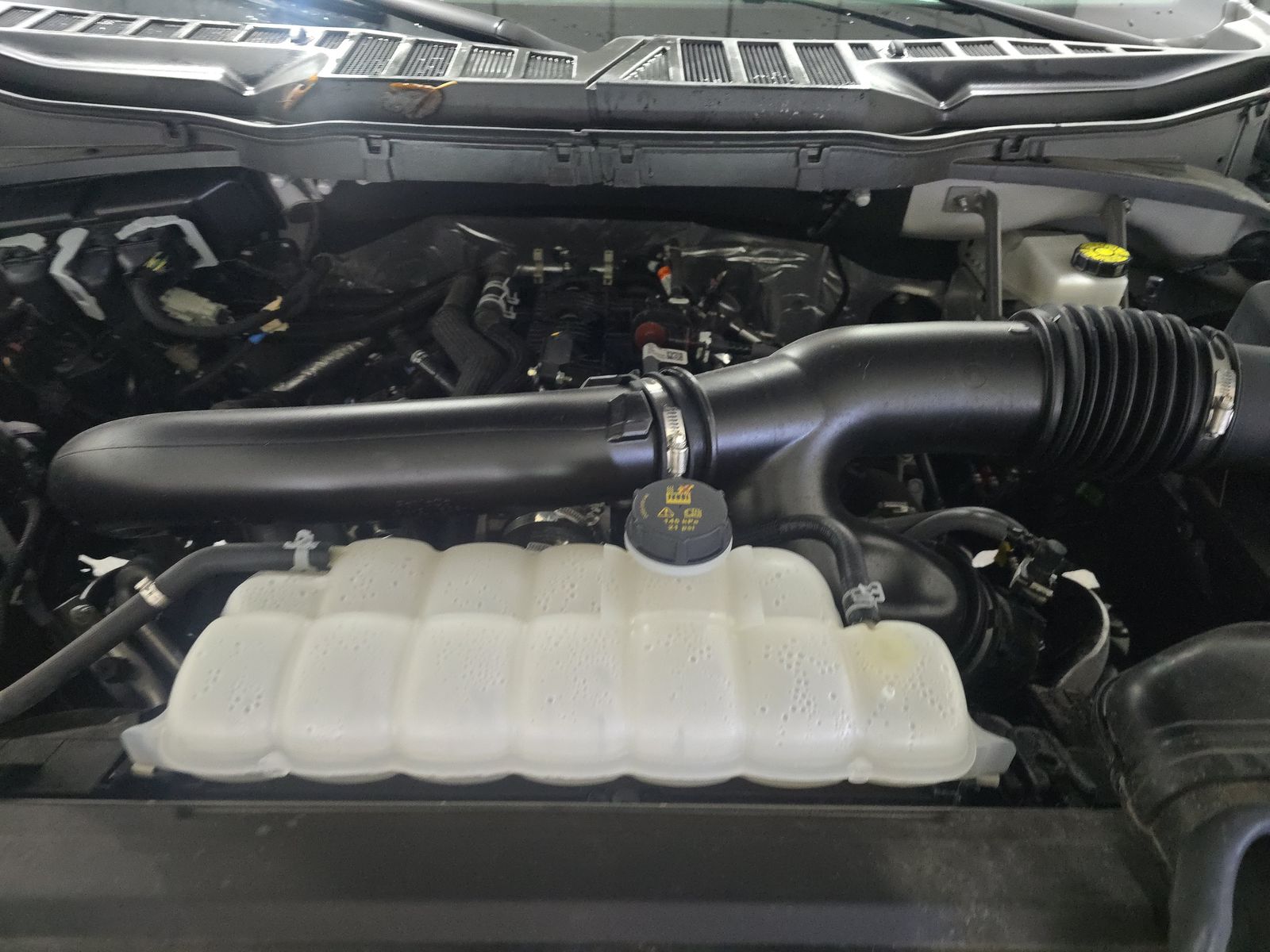 2025 Ford F-150 XLT AWD