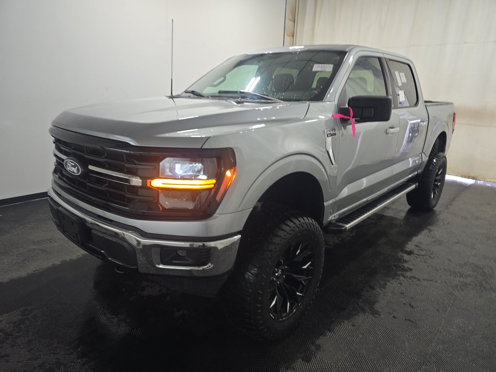 2025 Ford F-150 XLT AWD