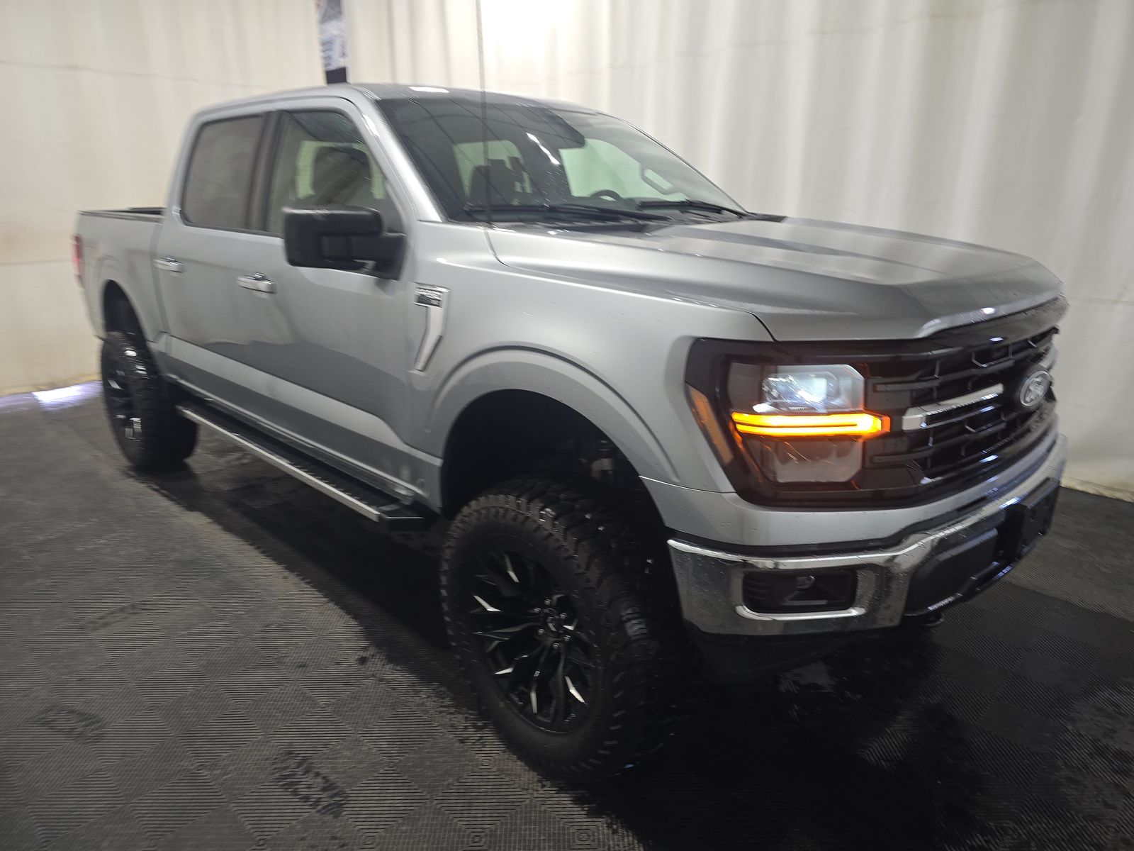 2025 Ford F-150 XLT AWD