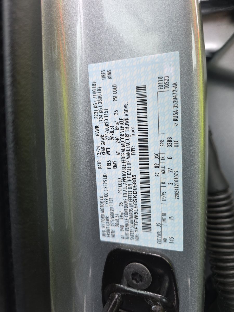 2025 Ford F-150 Lariat AWD