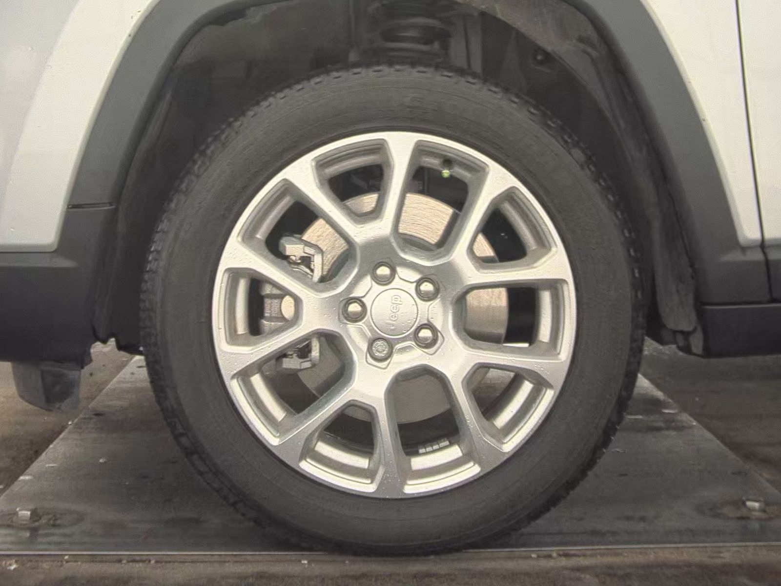 2024 Jeep Compass Latitude Lux AWD