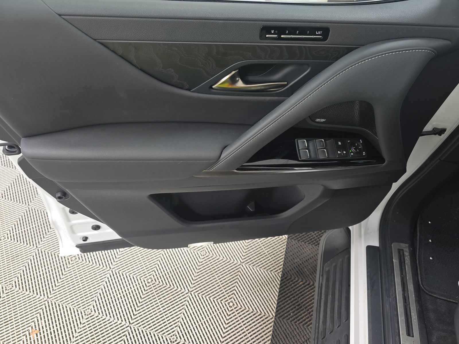 2022 Lexus LX LX 600 AWD