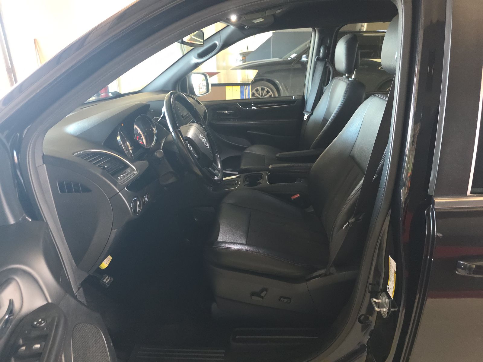 2019 Dodge Grand Caravan SXT 35th Anniversary Edition FWD