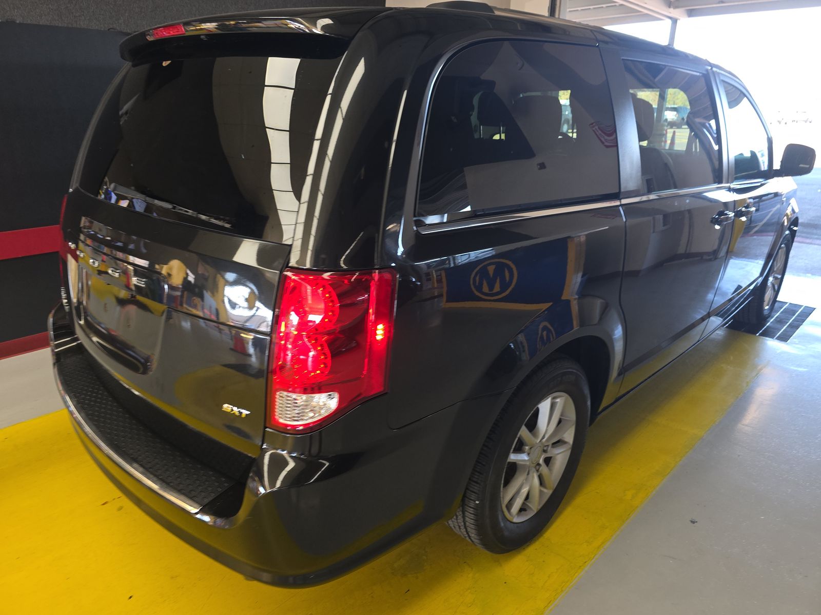 2019 Dodge Grand Caravan SXT 35th Anniversary Edition FWD