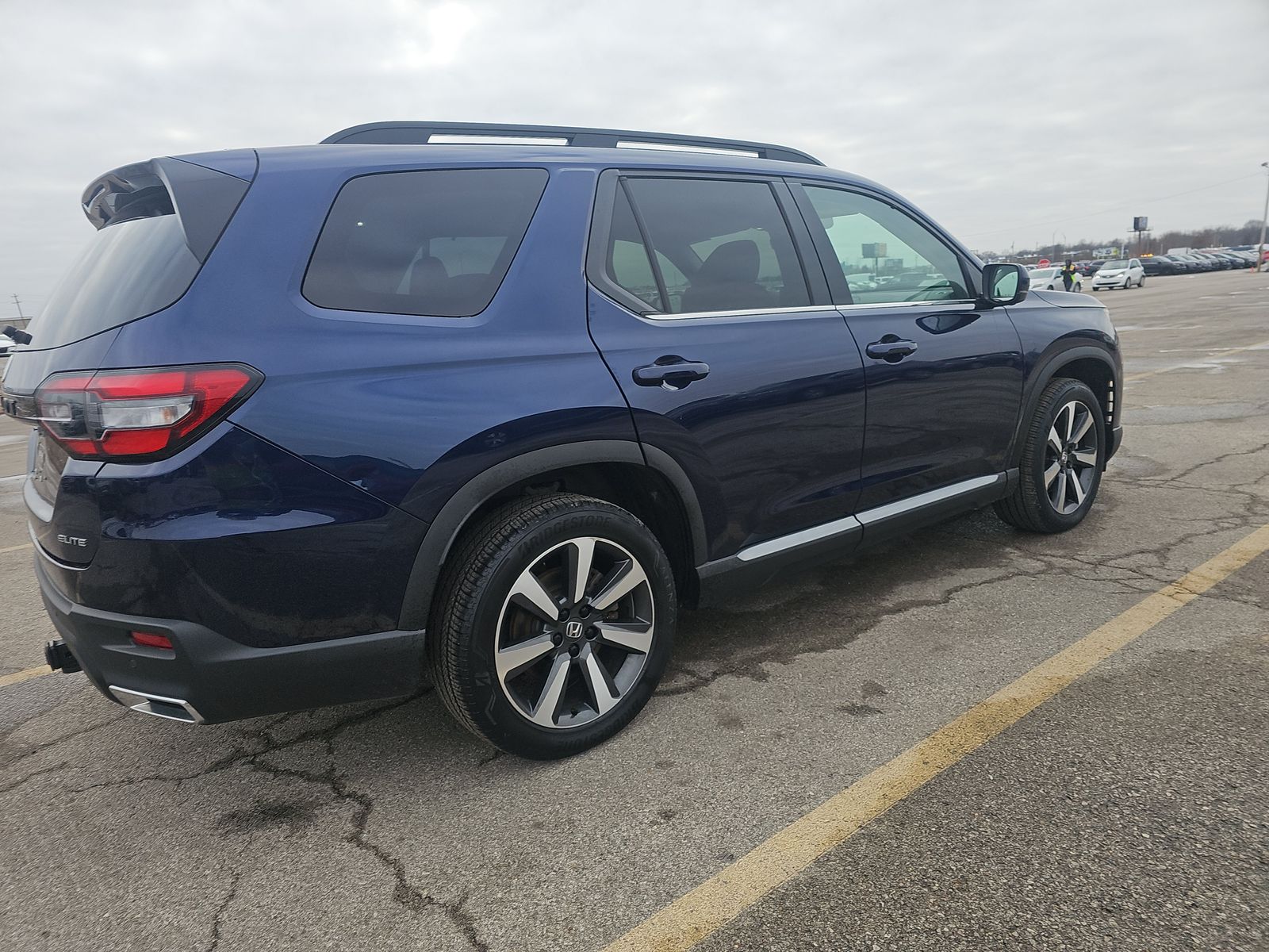 2023 Honda Pilot Elite AWD