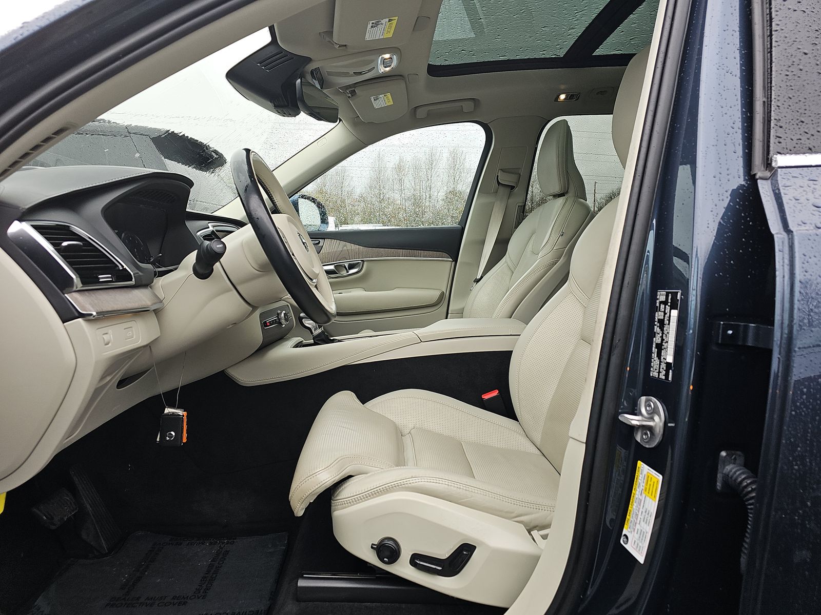 2022 Volvo XC90 T6 Inscription AWD