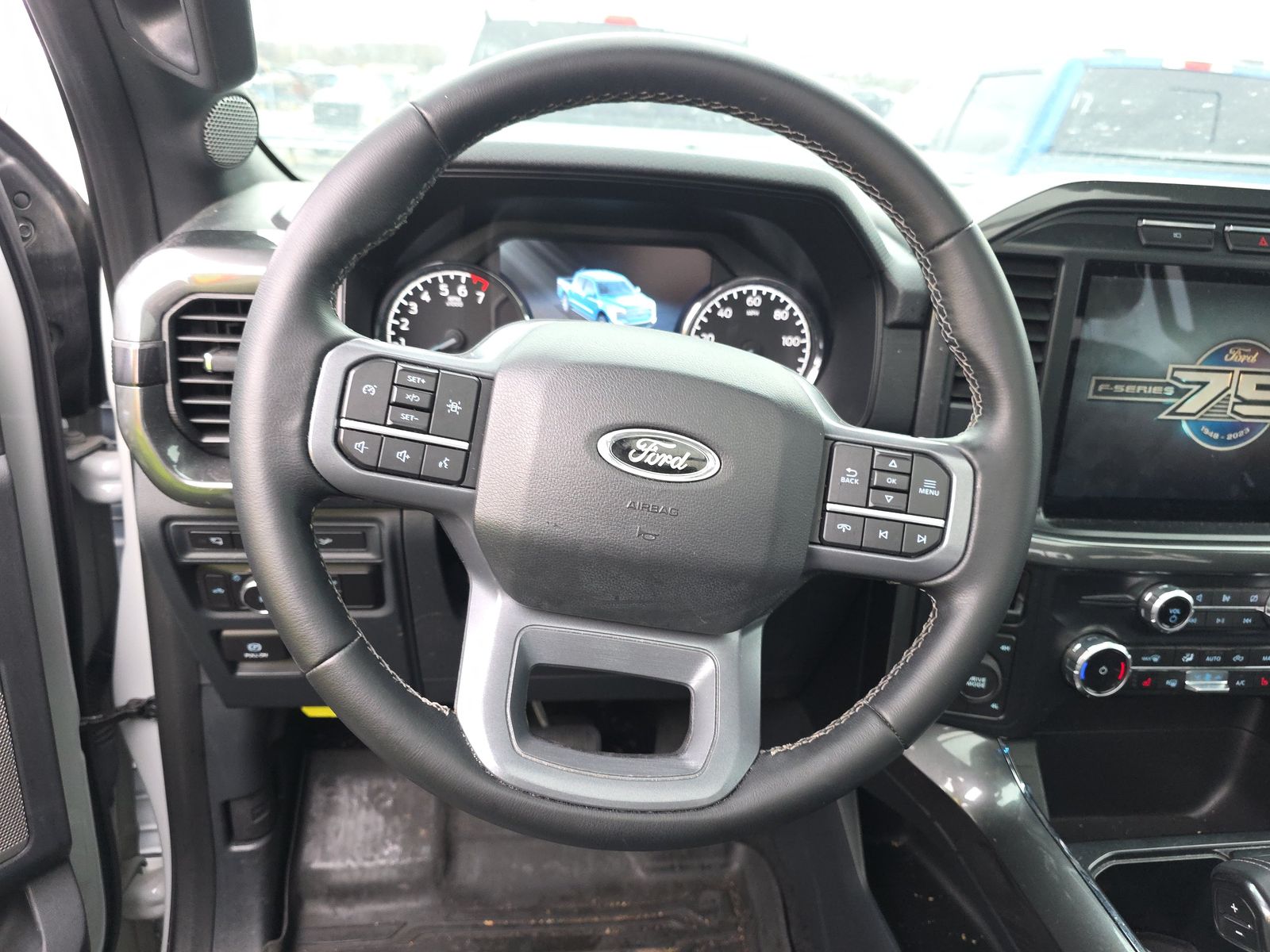 2023 Ford F-150 XLT AWD