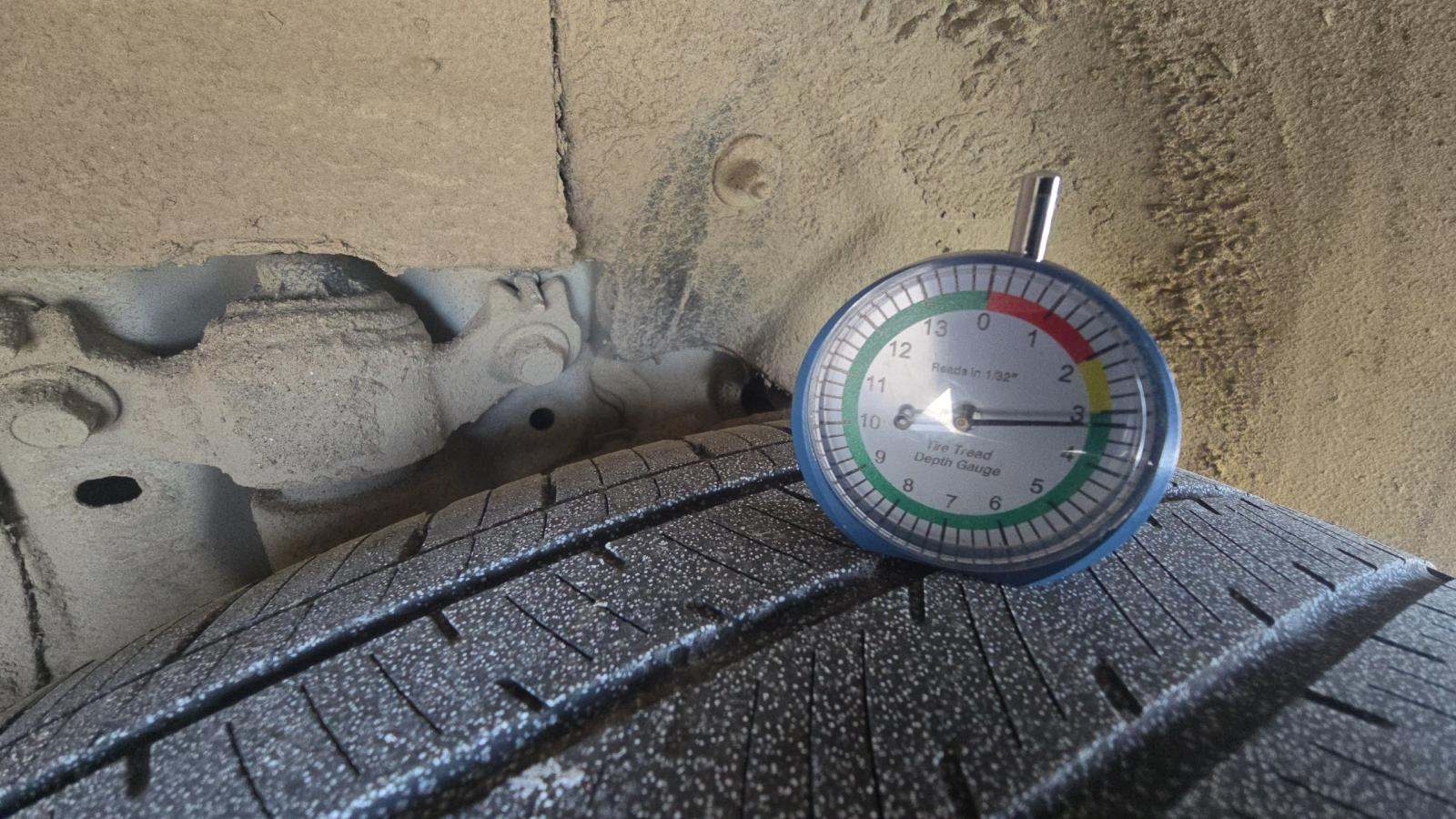 2023 Ford Explorer XLT AWD