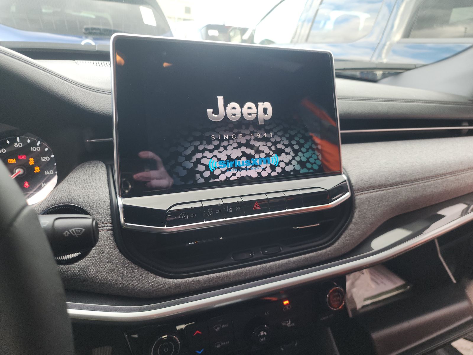 2024 Jeep Compass Latitude Lux AWD